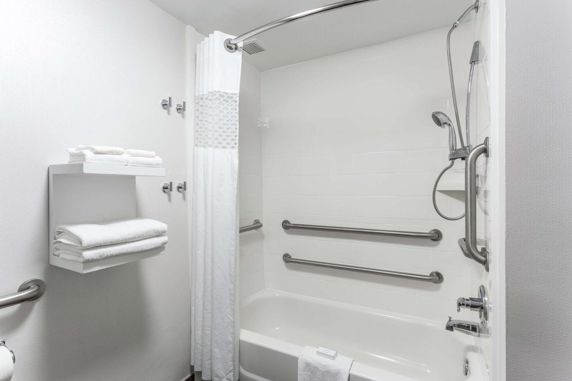 Hampton Inn Biloxi-Ocean Springs Extérieur photo