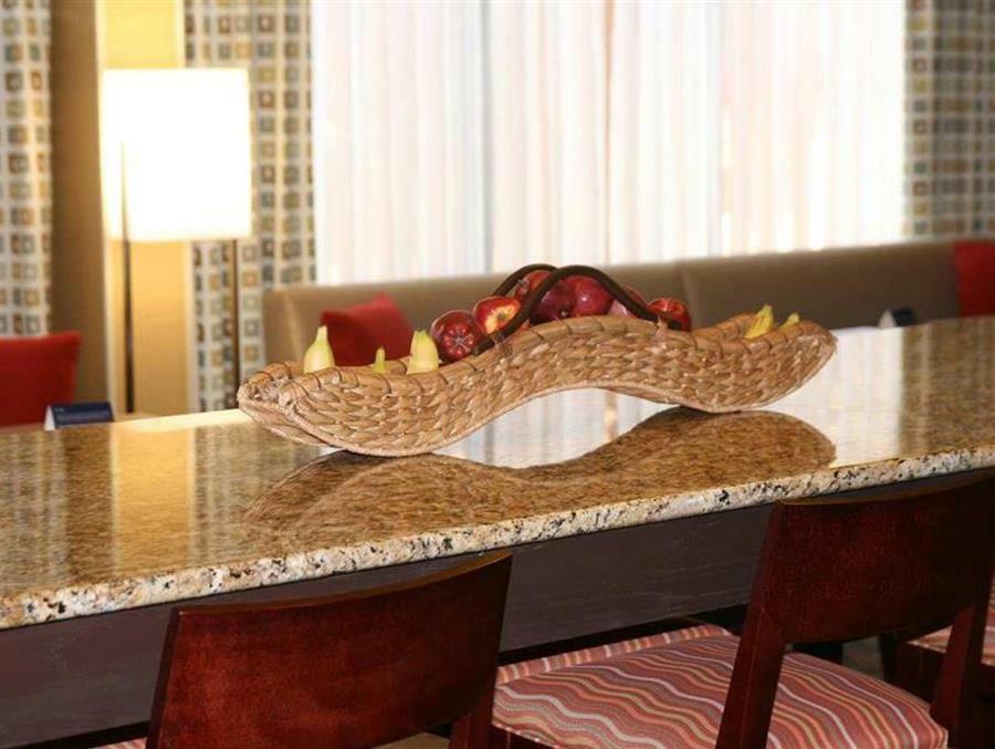 Hampton Inn Biloxi-Ocean Springs Extérieur photo